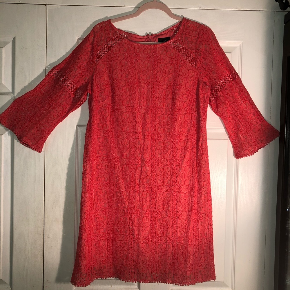 Medium sleeve dress by Adrianna papel brand